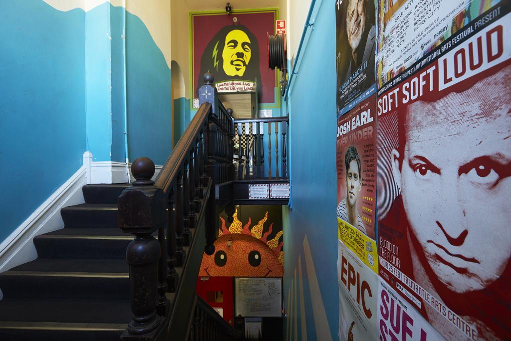 Old Fire Station Backpackers Hostel Perth Luaran gambar