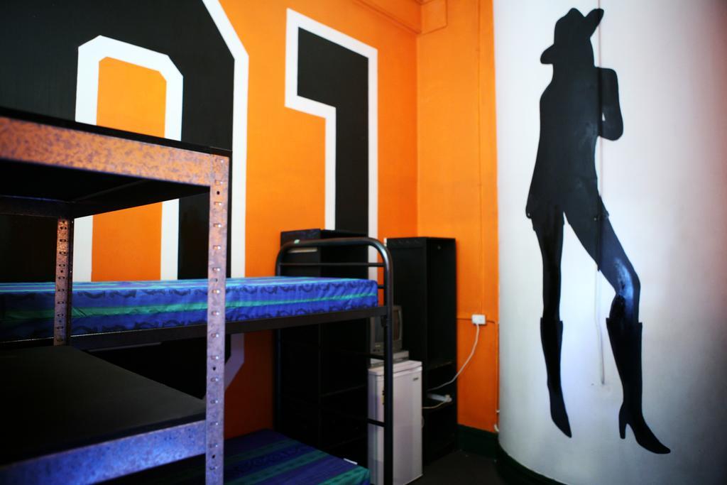 Old Fire Station Backpackers Hostel Perth Luaran gambar